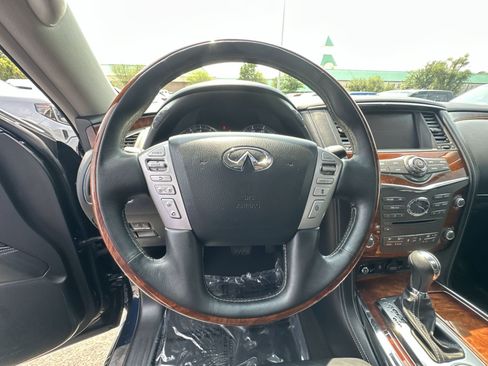 Used 2017 INFINITI QX80 4WD w/ Deluxe Technology Package image 24