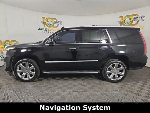 Used 2020 Cadillac Escalade Luxury image 6