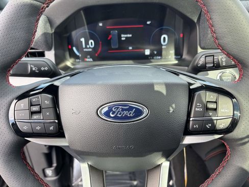 New 2026 Ford Explorer ST-Line w/ ST-Line Street Pack image 16