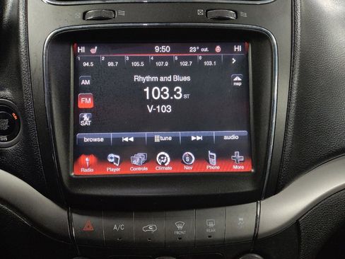 Used 2017 Dodge Journey Crossroad w/ Rear Seat Video Group I image 25