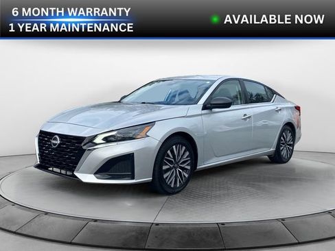 Used 2024 Nissan Altima 2.5 SV image 1
