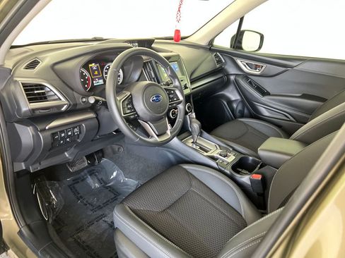 Certified 2023 Subaru Forester Premium AWD/4WD image 19