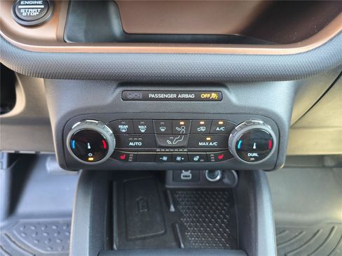 Used 2024 Ford Bronco Sport Badlands w/ Premium Package AWD/4WD image 29