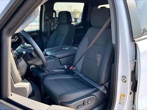 Used 2025 Chevrolet Silverado 1500 LT image 35