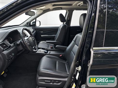 Used 2018 Honda Pilot Touring image 10