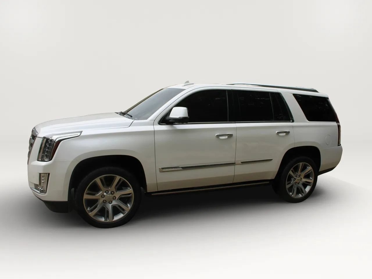 Used 2016 Cadillac Escalade Premium AWD/4WD image 5