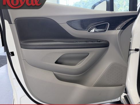 Used 2015 Buick Encore Leather FWD image 9