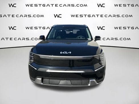 New 2026 Kia EV9 Wind AWD/4WD image 2