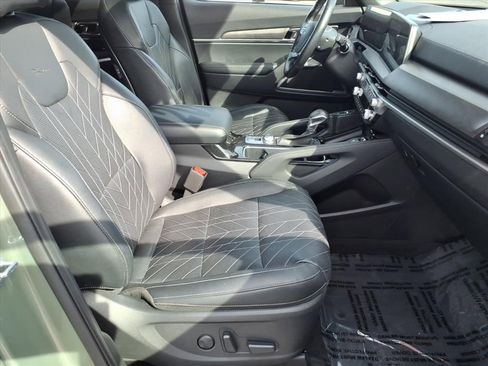 Used 2023 Kia Telluride EX X-Line image 17