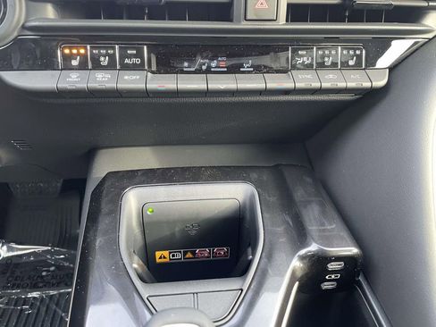 New 2026 Toyota Crown XLE image 39