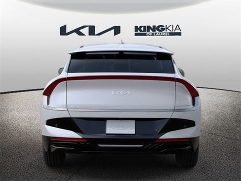 New 2025 Kia EV6 Wind image 5