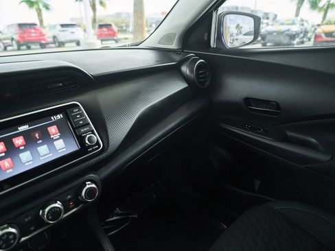 Used 2021 Nissan Kicks S image 41