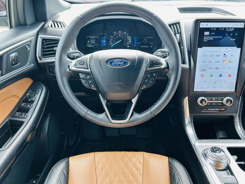 Used 2024 Ford Edge Titanium w/ Titanium Elite Package AWD/4WD image 20