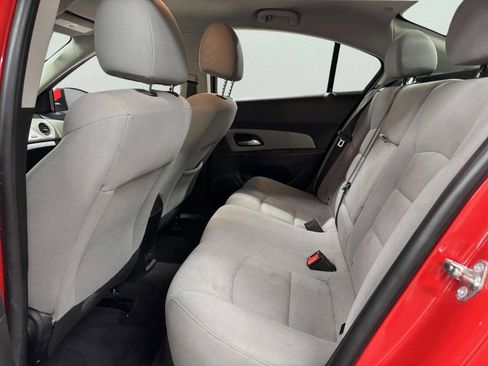 Used 2015 Chevrolet Cruze LT image 14