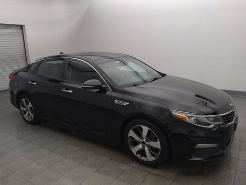 Used 2019 Kia Optima S FWD image 11