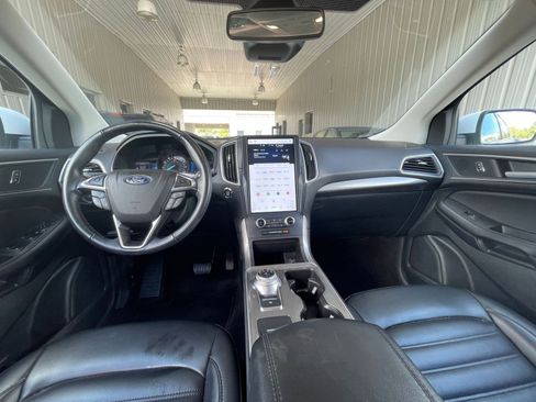 Used 2023 Ford Edge SEL image 32