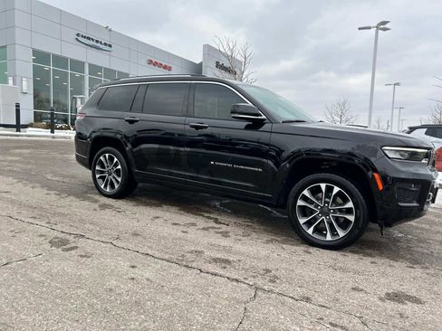 Certified 2023 Jeep Grand Cherokee L Overland w/ Advanced Protech Group III image 8