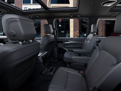 New 2026 Jeep Grand Wagoneer Limited image 23