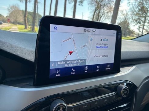 Used 2022 Ford Escape SE image 30