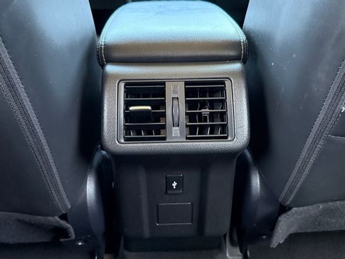 Used 2019 Mitsubishi Outlander SE FWD image 14