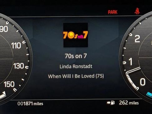Certified 2023 Land Rover Defender 90 X-Dynamic SE image 11