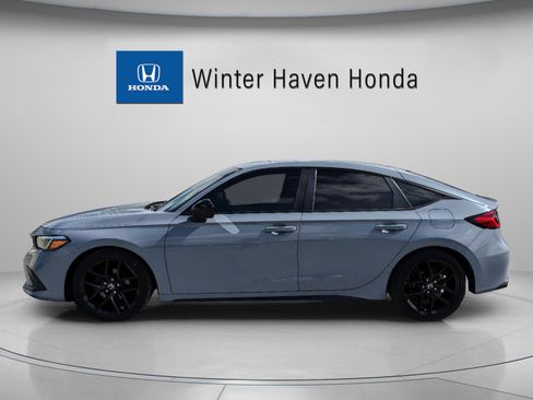 Used 2022 Honda Civic Sport image 5