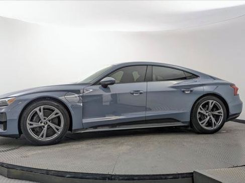 Used 2022 Audi e-tron GT Premium Plus AWD/4WD image 3