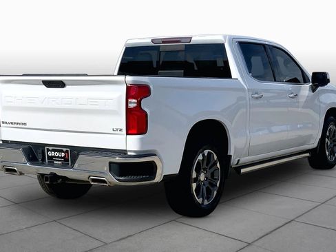 Used 2019 Chevrolet Silverado 1500 LTZ w/ LTZ Premium Package AWD/4WD image 13