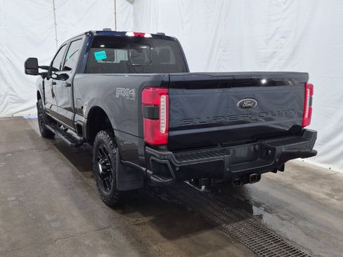 Used 2023 Ford F250 XLT w/ Camper Package image 7