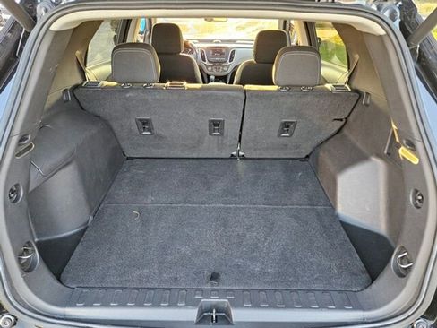 Used 2022 Chevrolet Equinox LT image 11