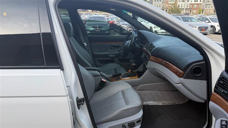 Used 2003 BMW 540i Sedan RWD image 14