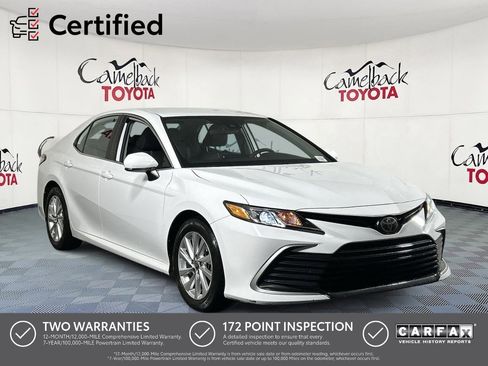 Used 2021 Toyota Camry LE image 1