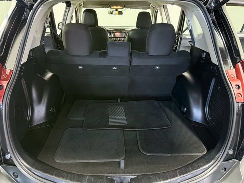 Used 2014 Toyota RAV4 LE FWD image 28