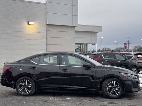 New 2025 Nissan Sentra SV image 6