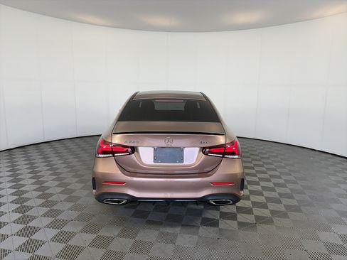 Certified 2022 Mercedes-Benz A 220 4MATIC image 9