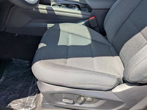 New 2025 Ford Explorer Active image 4