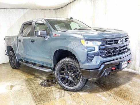 New 2026 Chevrolet Silverado 1500 LT Trail Boss w/ LT Trail Boss Premium Package AWD/4WD image 2