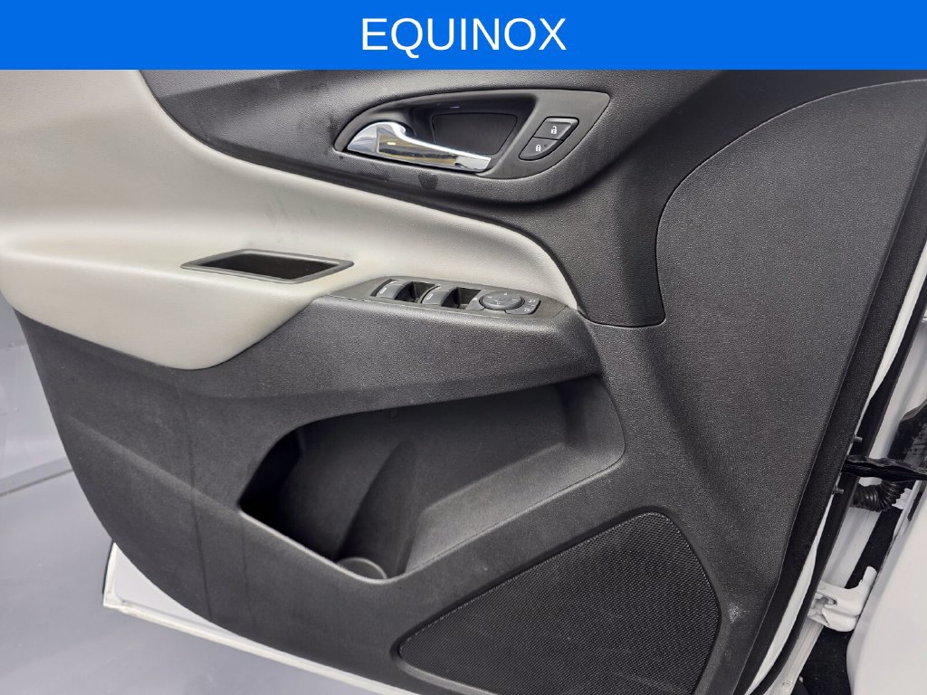 Used 2023 Chevrolet Equinox LS w/ Driver Confidence II Package FWD image 23