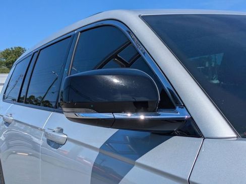 Used 2022 Jeep Grand Cherokee L Limited RWD image 13