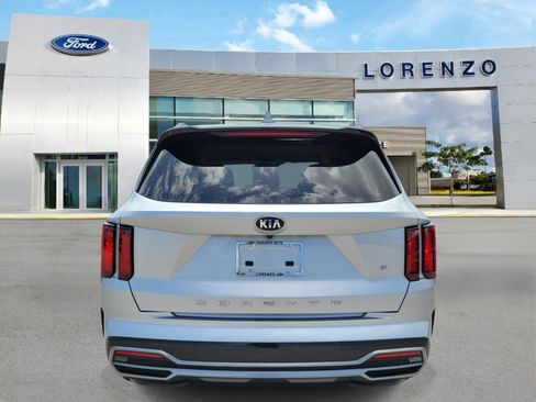 Used 2021 Kia Sorento S FWD image 6