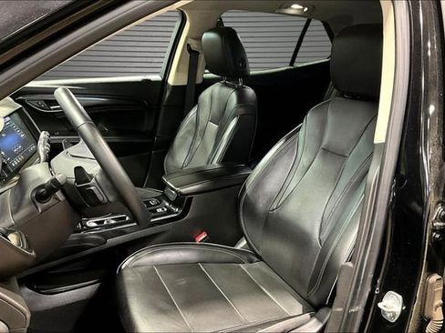 Used 2021 Buick Envision Essence w/ Technology Package I FWD image 18