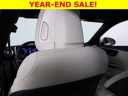 Used 2025 Mercedes-Benz C 300 4MATIC Sedan image 38