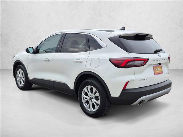 Certified 2023 Ford Escape Active AWD/4WD image 8