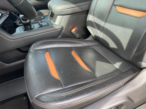 Used 2023 GMC Sierra 1500 AT4 w/ AT4 Premium Package image 19