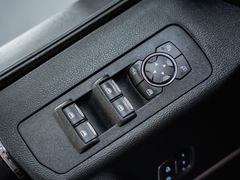 Used 2019 Ford F150 Lariat w/ Equipment Group 502A Luxury image 52