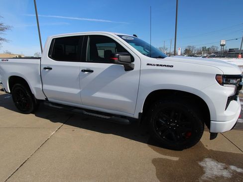 Used 2022 Chevrolet Silverado 1500 RST w/ Redline Edition image 3