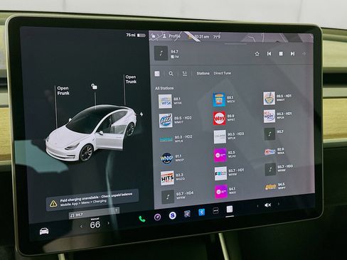 Used 2020 Tesla Model 3 Performance image 18