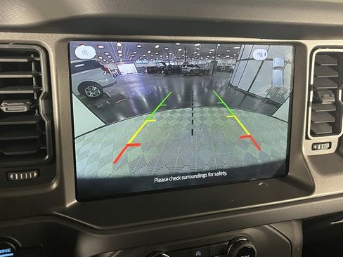 Used 2025 Ford Bronco Big Bend image 18