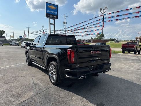 Used 2025 GMC Sierra 1500 Denali w/ Denali Reserve Package AWD/4WD image 7