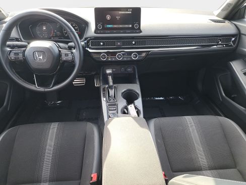 Used 2023 Honda Civic Sport image 9